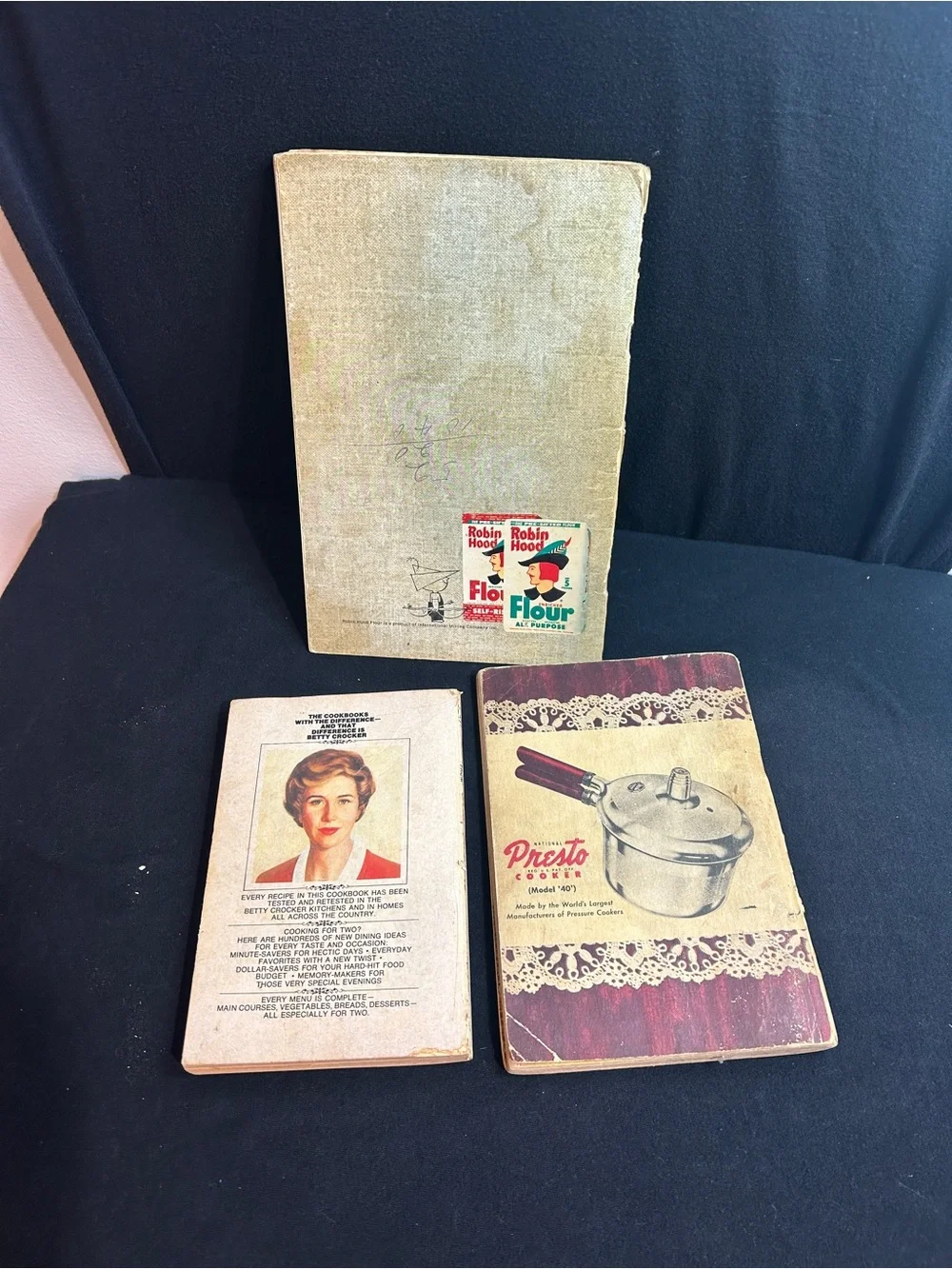 Lot of 3 Vintage Recipe Books Betty Crocker  Robin Hood Presto